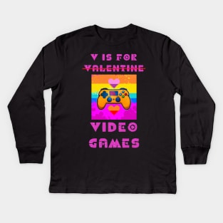 V is for video games Kids Long Sleeve T-Shirt